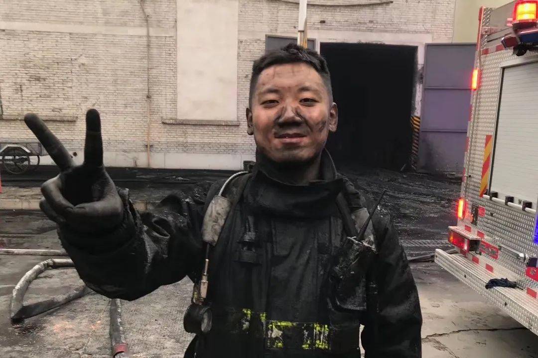 消防员的颜色每一种都可敬