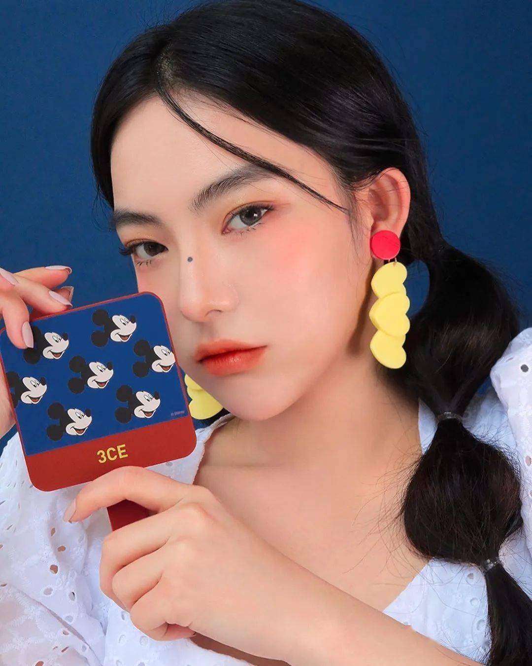 这位安敏智小姐姐其实当模特儿时间才6个月,就马上