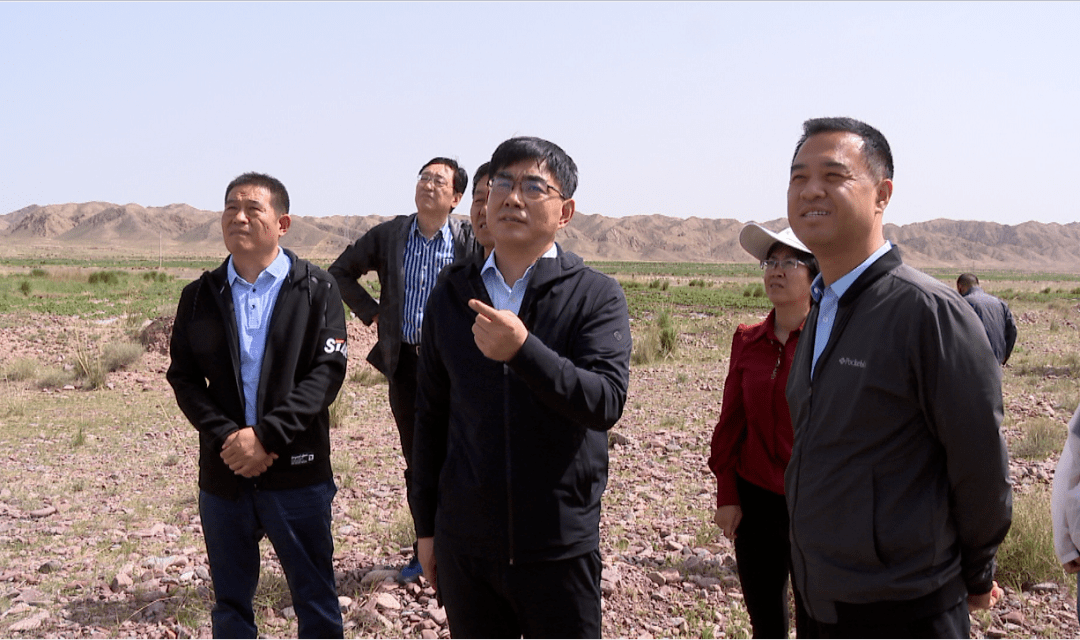 杨建武在调研河长制落实情况时强调确保人民群众生活和工农业生产用水