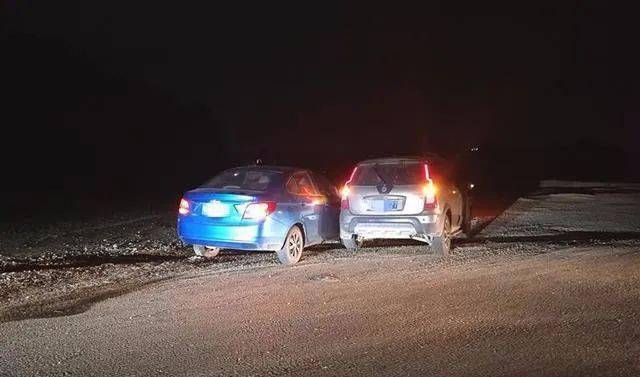 接到报警后,区交通大队阳逻中队民警黄进带领辅警迅速赶赴现场,组织