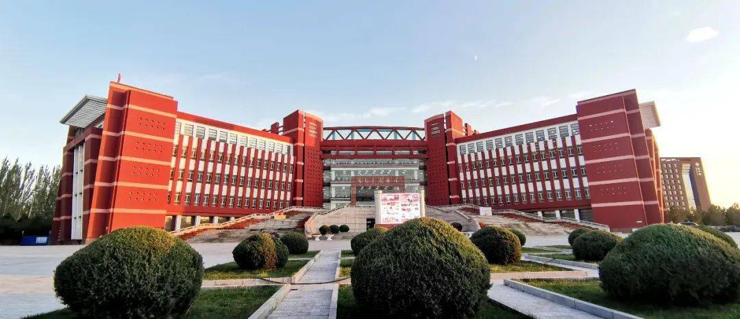 光影校园70imnuer内师大专属校园壁纸请查收