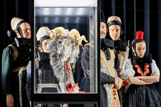 剧看世界美狄亚无处安放的绝望爆发了