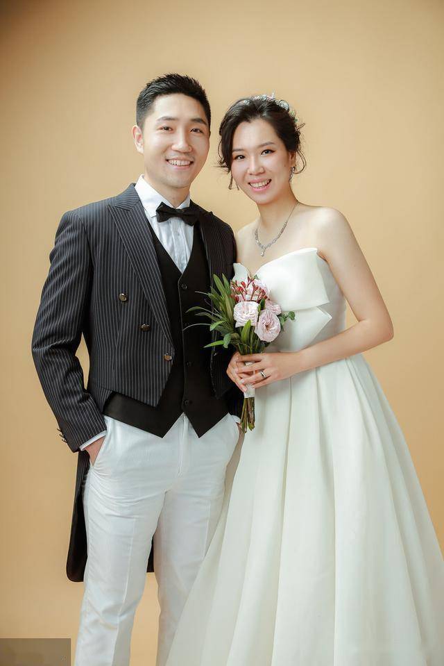 李晓霞结婚照图片