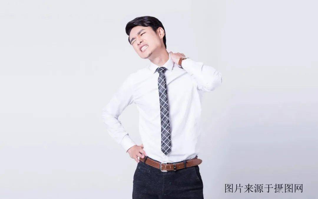 3个信号,多半是肩颈出问题了!颈椎不好的人一定要看
