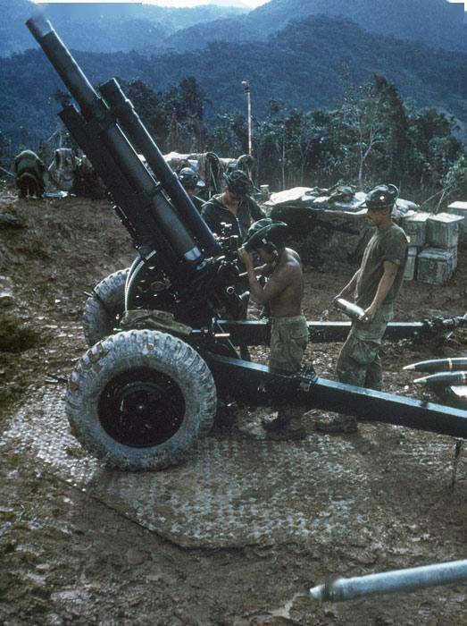 美式105毫米榴弹炮图片