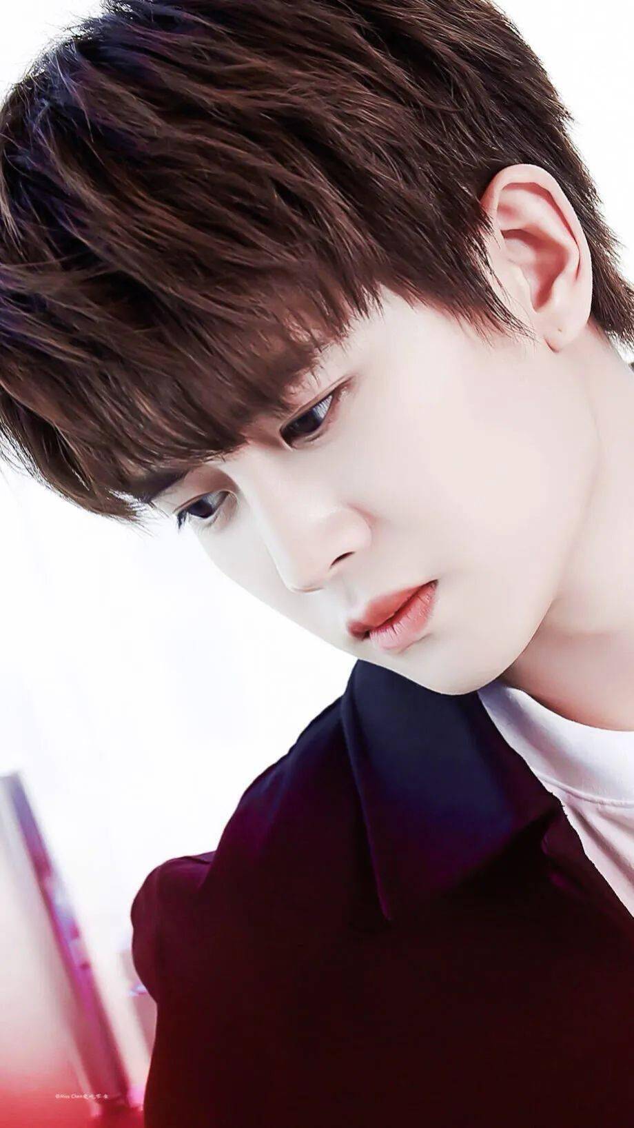 手机壁纸任嘉伦