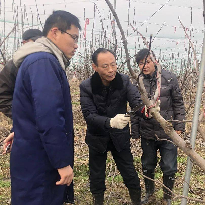 市委召开学习糜林同志先进事迹座谈会深入践行糜林精神