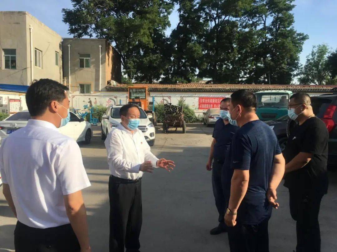 县委书记戎华奎到南张镇调研指导工作