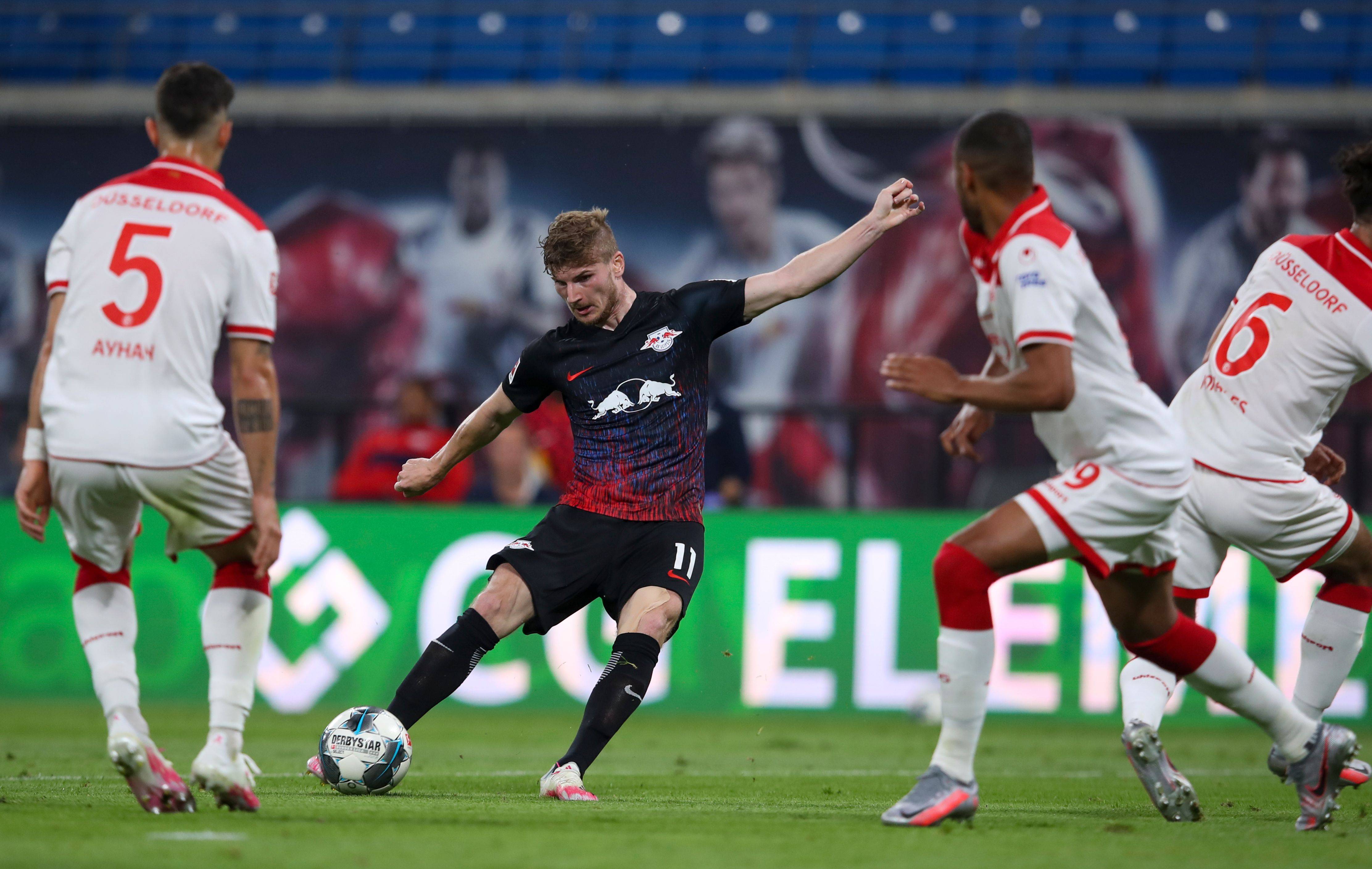 足球——德甲:莱比锡战平杜塞尔多夫