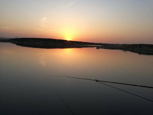 夏季野钓大水面不可不看的4点建议,老钓友经验