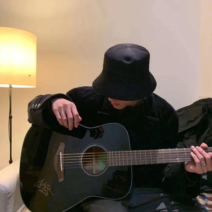 就很温柔帅气的男生头像来啦