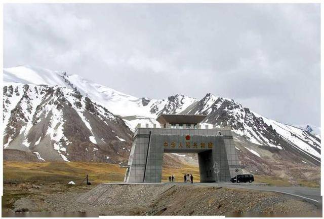 中巴边境线不过巴铁在官方词汇上说的不多,在官方词汇上,巴铁变成了另