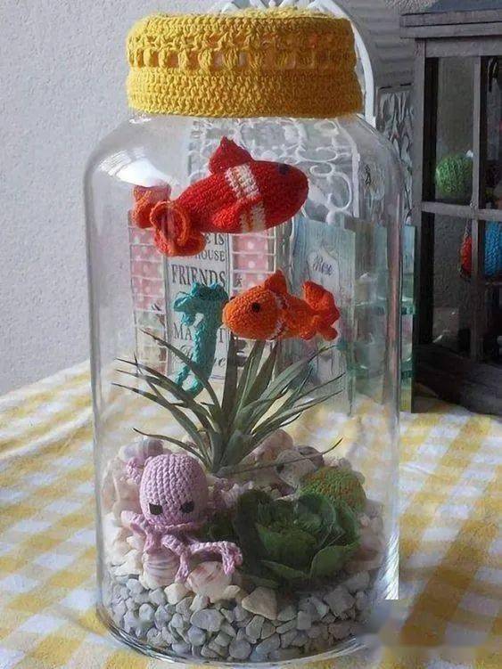 玻璃瓶洗干净后就有大用处一个瓶盖立马换新装