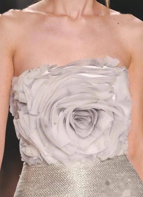 如何用手工褶皱实现惊艳的面料再造,看这一篇就够了!