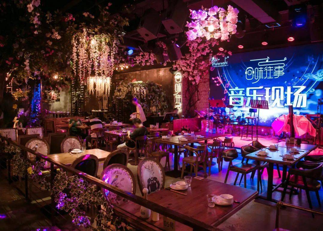 这个夏夜zuì值得回味的音乐餐吧!给你一个逃离城市的机会,你来吗?