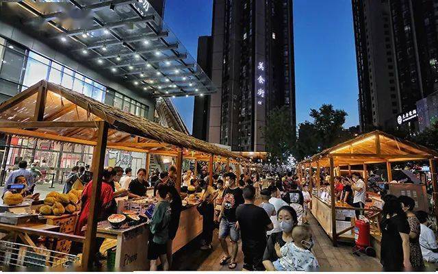 钟楼以南小寨以北,值得一逛的夜巷&地摊一条街_夜市