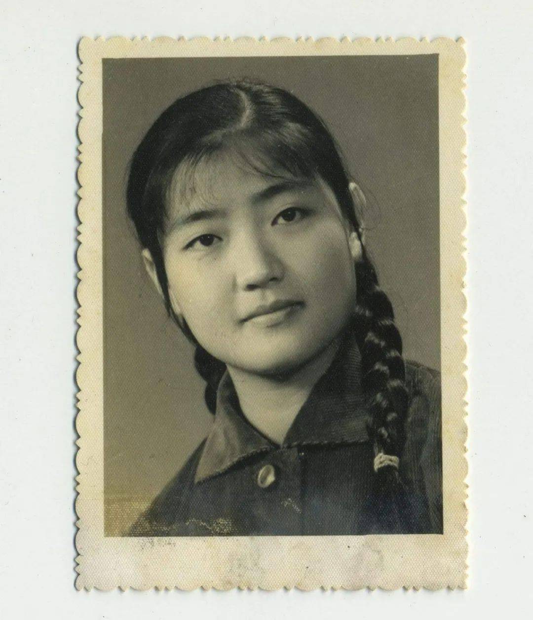 最美女知青简直太美了