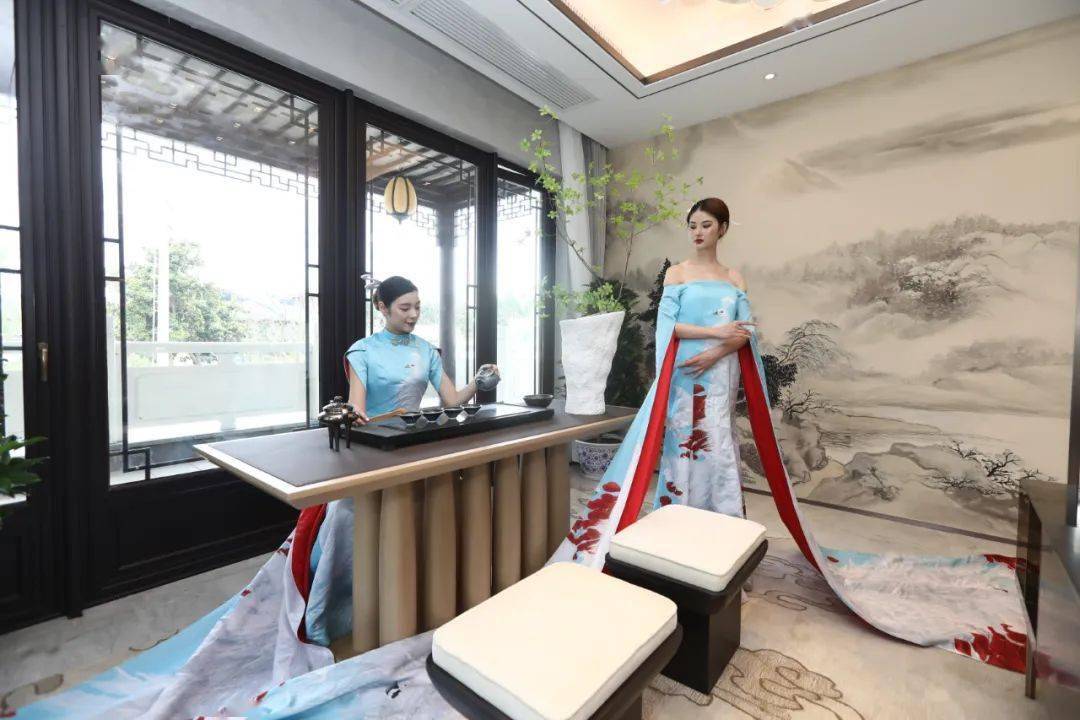 绿城·随州桃李春风活动图