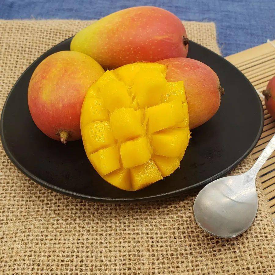 核薄如纸,云南小金凤芒果,19°蜜甜无纤维