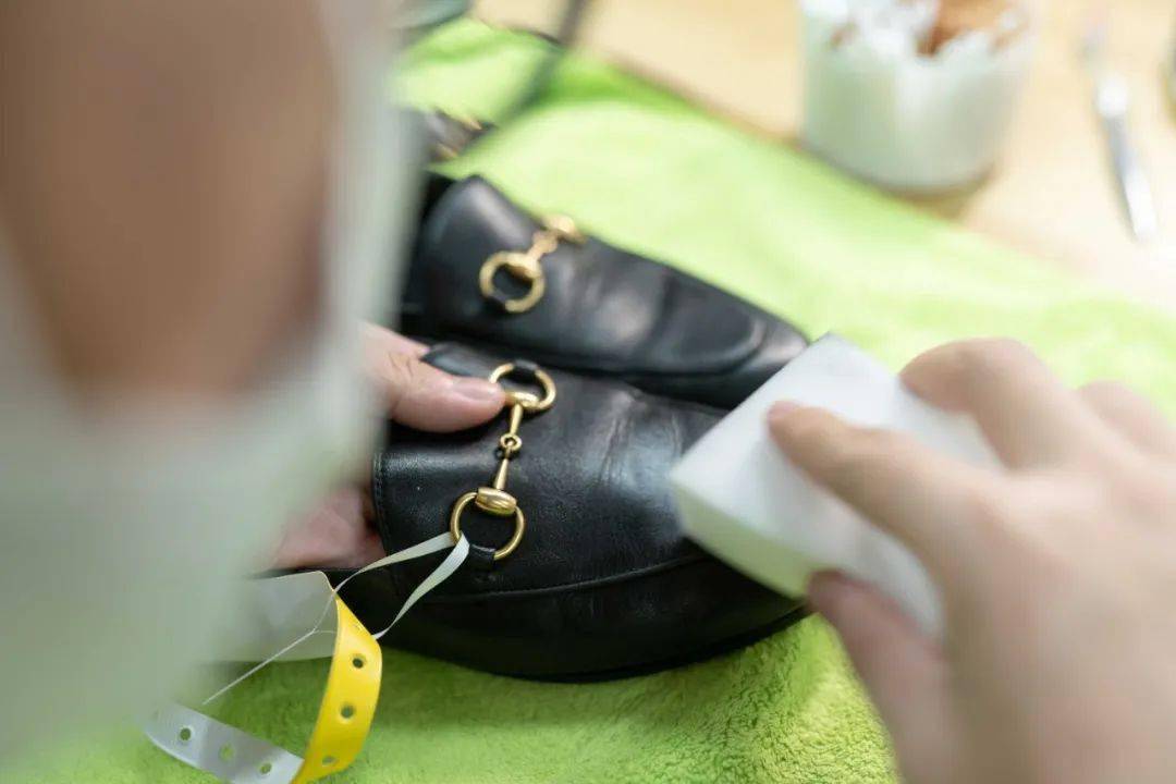箱鞋修理设备全解析:修鞋机、补鞋机与箱包维修设备的选型与使用指南