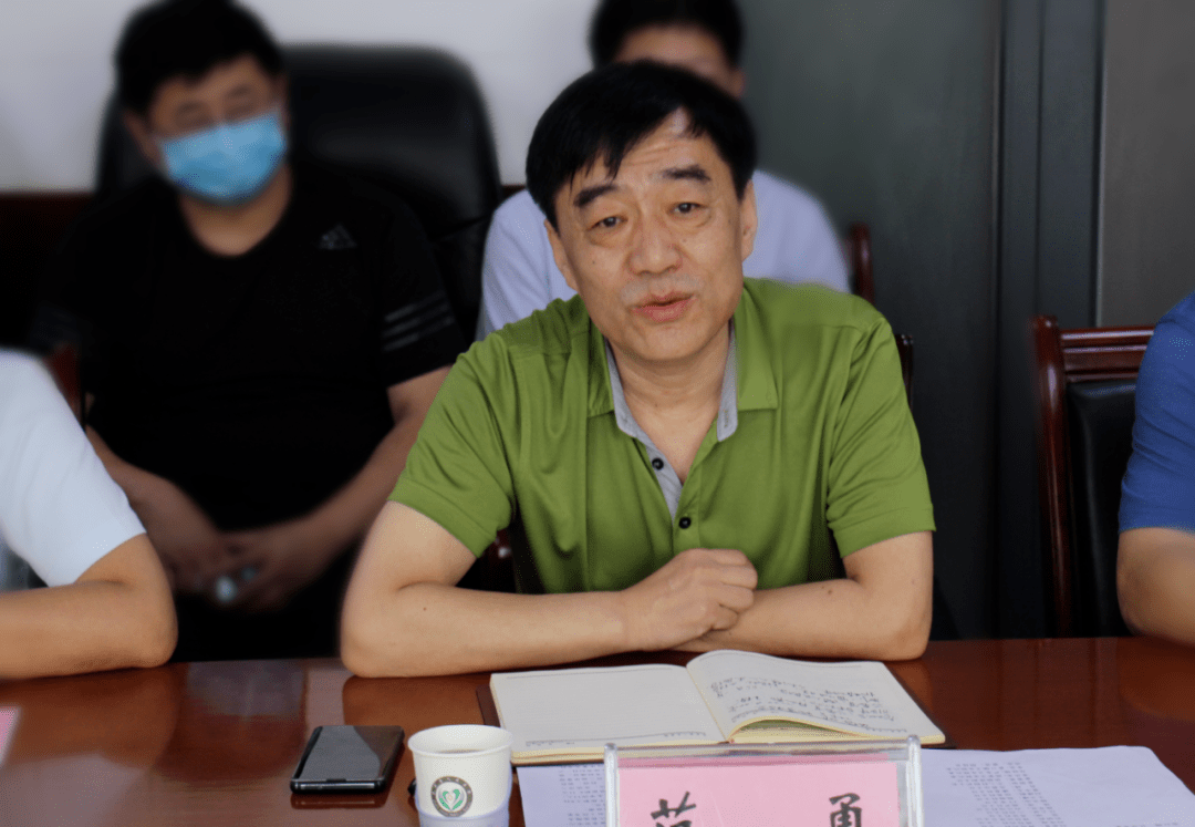 周盛年介绍山东省卒中防治中心认证目的和现场核查要求;汇报会议由张