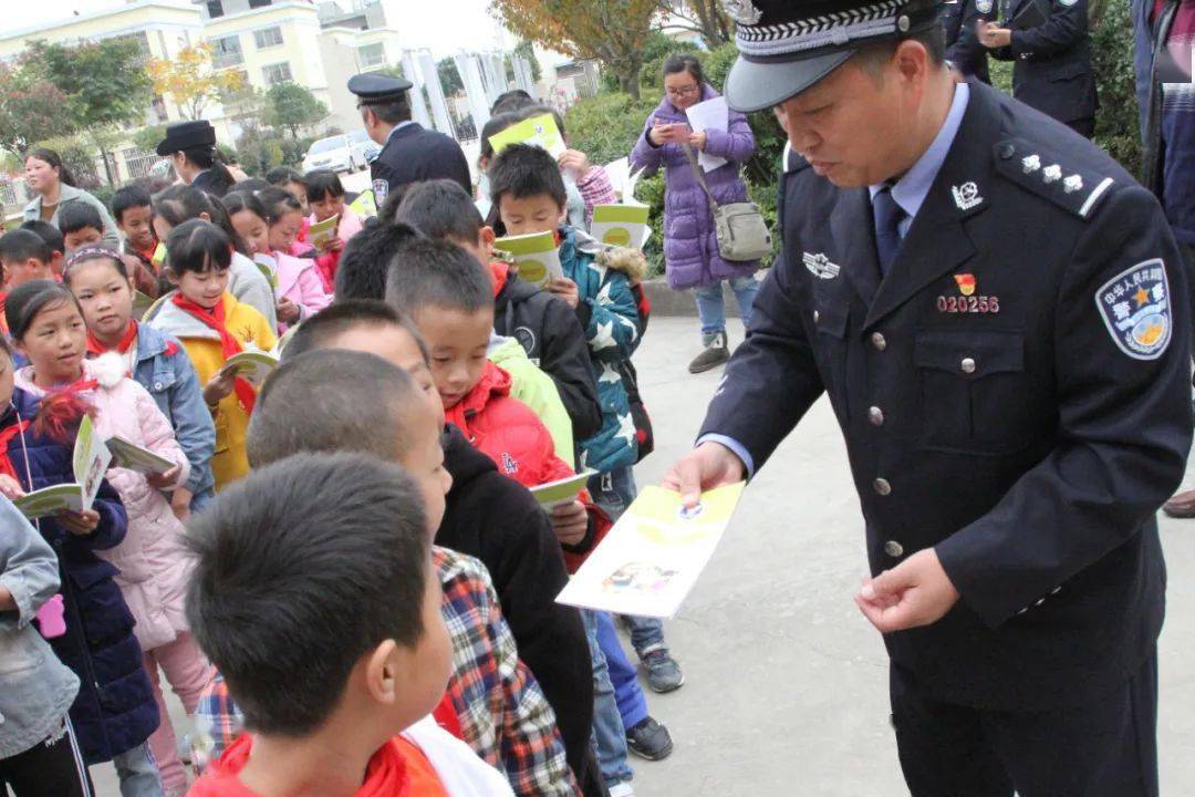 全國表彰昭通禁毒民警主元狀獲評全國禁毒工作先進個人附故事