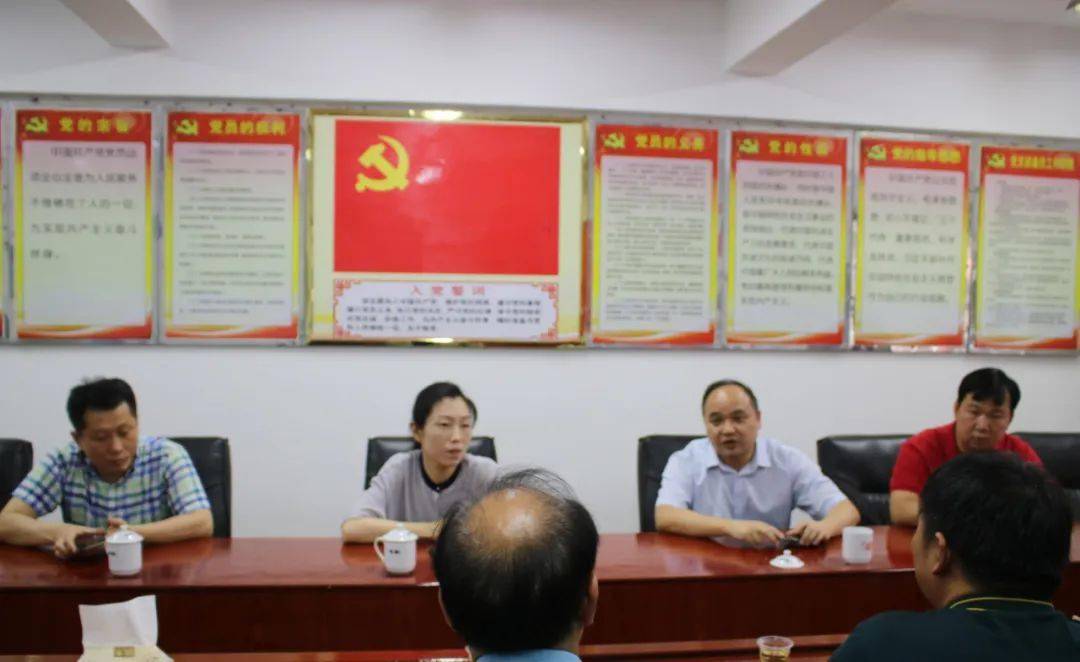 头条南安市人民政府副市长王昭昭带队到南安三中指导2020年高考准备