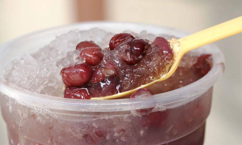 有刨冰的夏天才完整这家28年刨冰摊有你的青春记忆吗