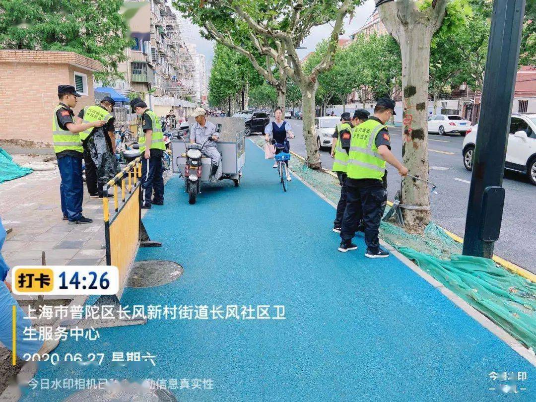 普陀这支"创城主力军"为美化家园加"砝码→_长风新村街道