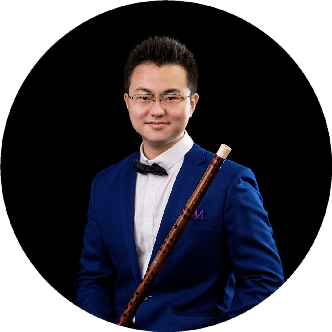 全曲分为三段:(引子)信天游;(慢板)眷情;(快板)放歌钢琴伴奏 汪宇笛子