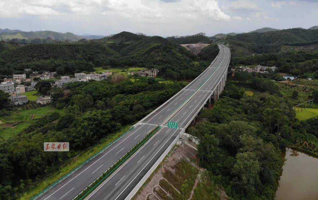 今天玉湛高速廣西段正式通車運營