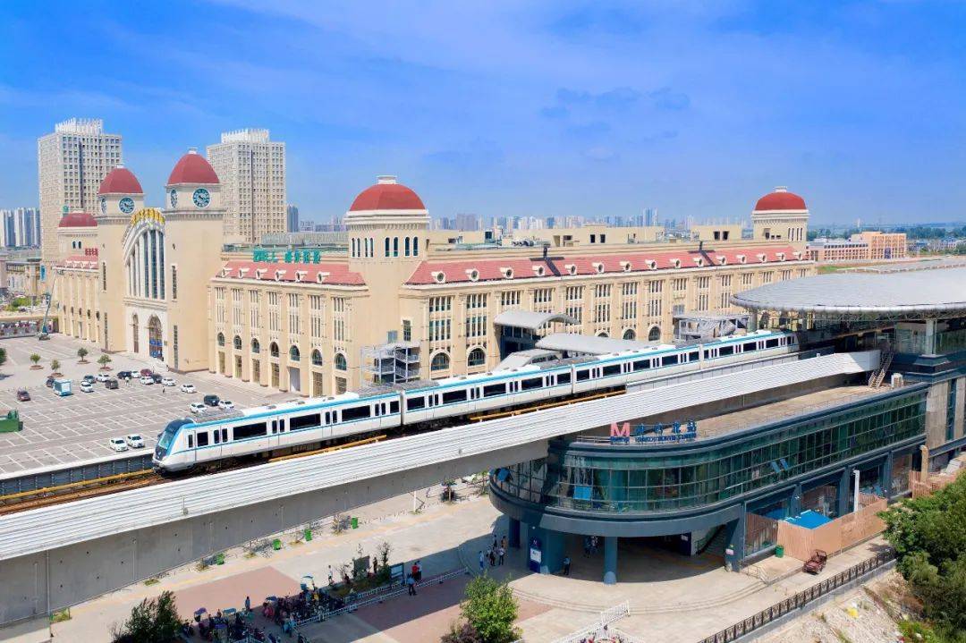 记者进行现场体验计算,乘客在汉口北站乘坐1号线列车,30分钟内即可