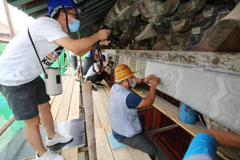 沈阳故宫开放古建筑油饰彩画修复观摩