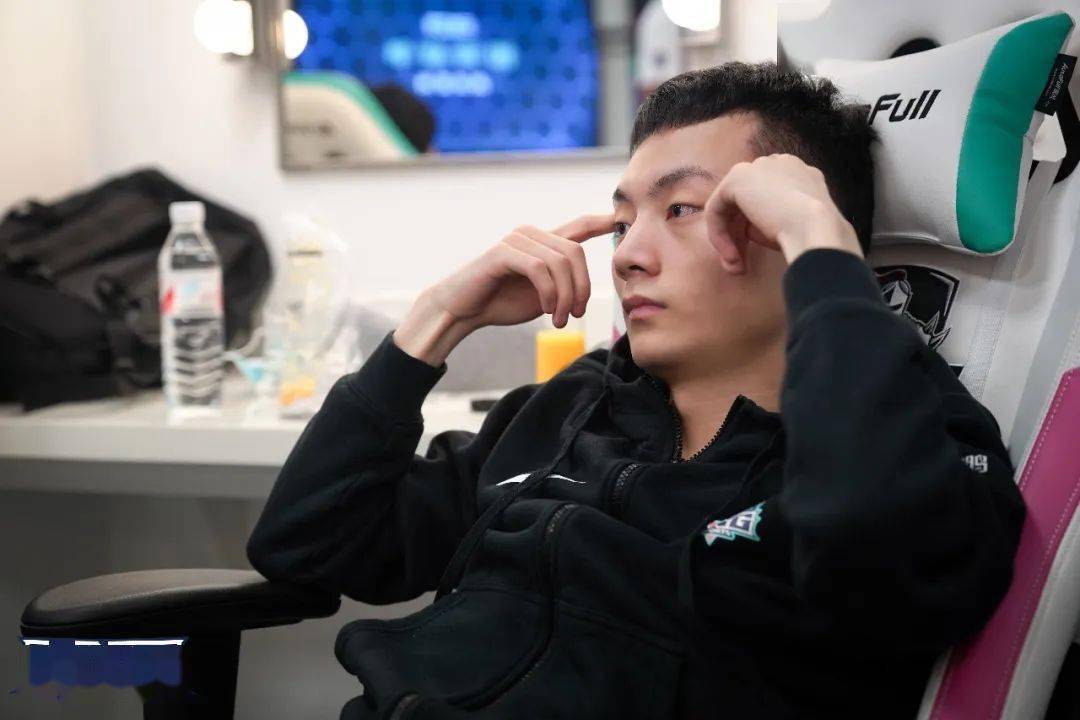 中单选手:lng.maple