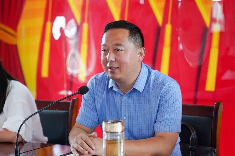 蒙城两家企业与楚村镇李马村一同开展村,企党员交流学校活动