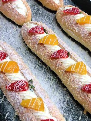 夏威夷之恋面包之水果装饰西点烘焙面包奶油