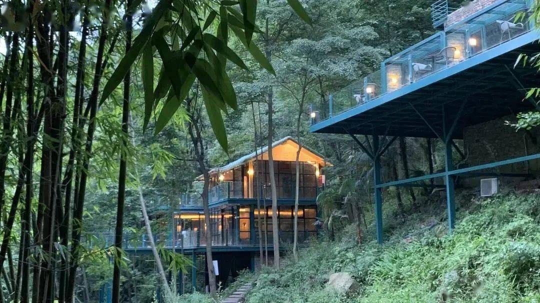 绵德双城记美宿德阳于半山之上品茶听雨