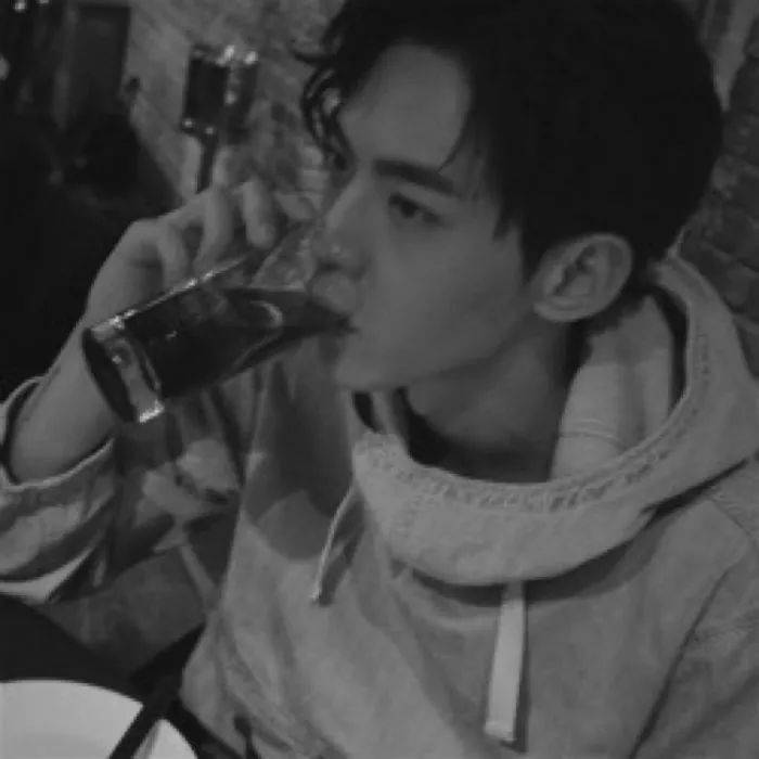 复古风格真人版头像