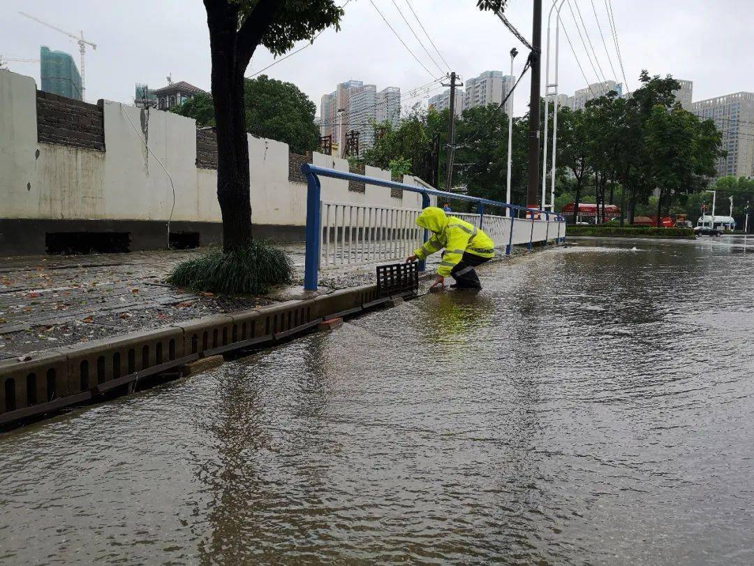 黄石这些路段积水!
