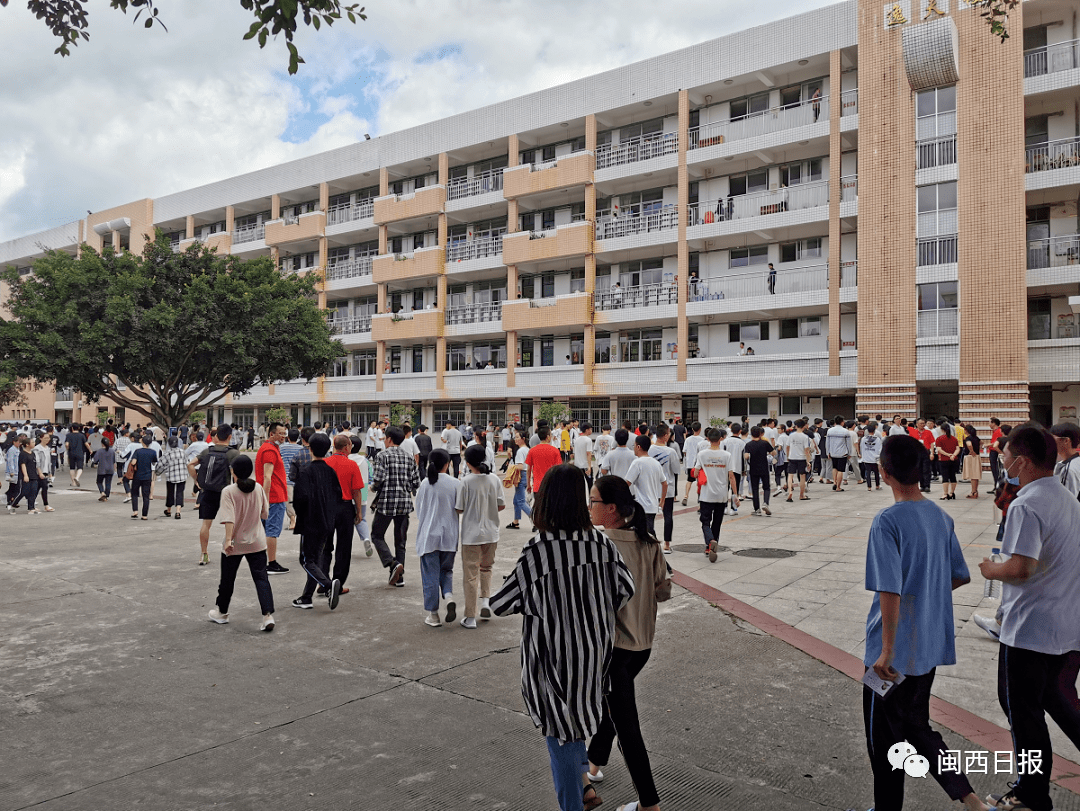 上杭一中考点现场.