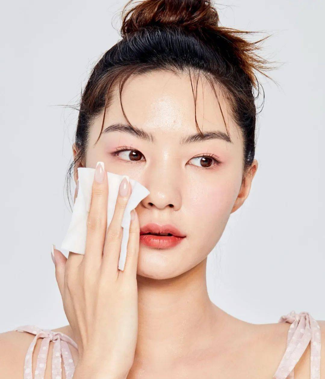 女明星皮肤这么靓秘诀全在这2小时