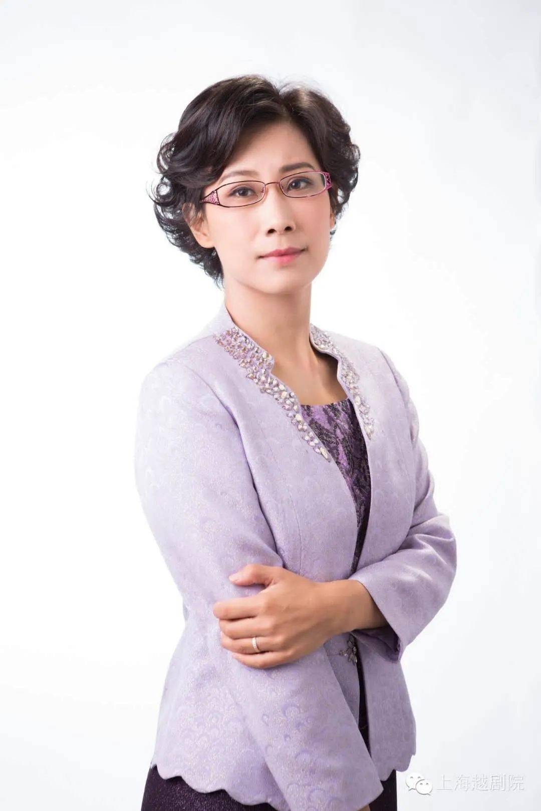 2020-07-087月8日(周三)晚8点由上海越剧院金派青衣,红楼团团长樊婷婷