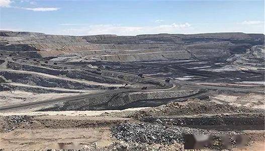 周所周知,霍林河露天煤矿拥有者,内蒙古霍林河煤业集团(霍煤集团)近年