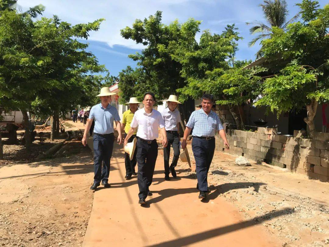 要闻胡翔用好扶贫政策确保贫困户稳定脱贫