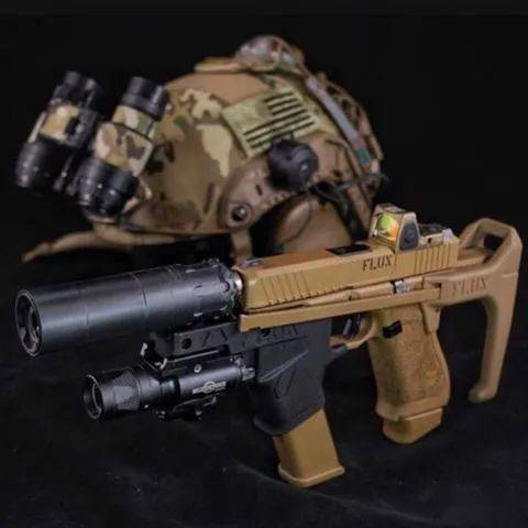 【给您的手枪增加个支点】flux defense公司产品图集