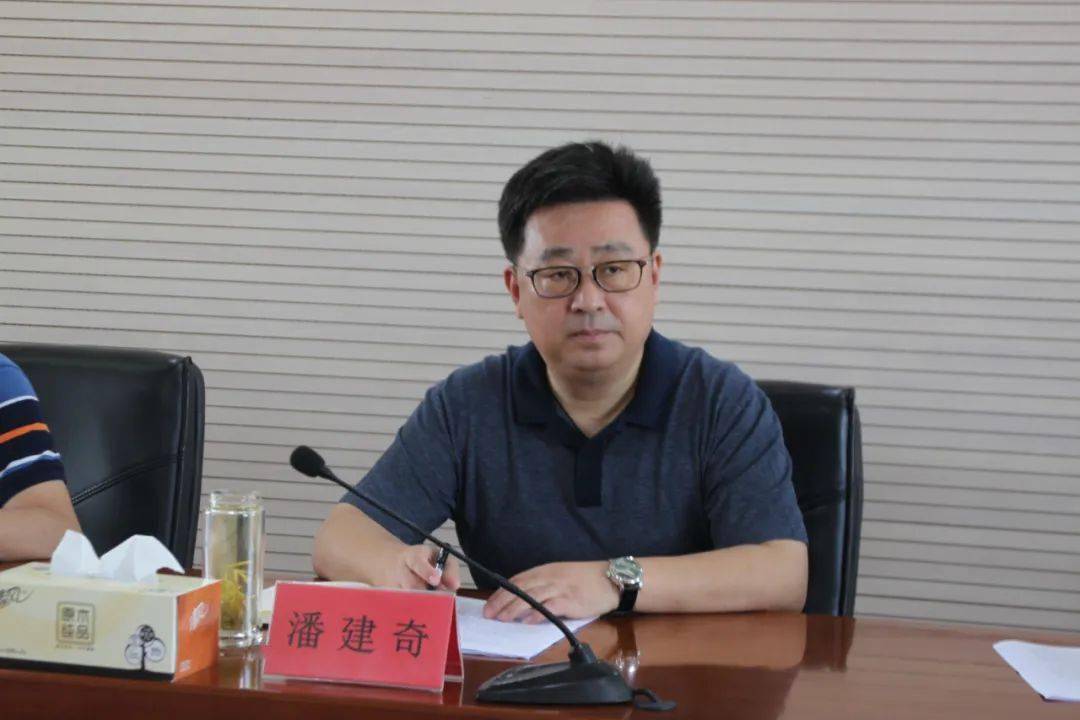 潘建奇来开发区调研文明城市创建工作