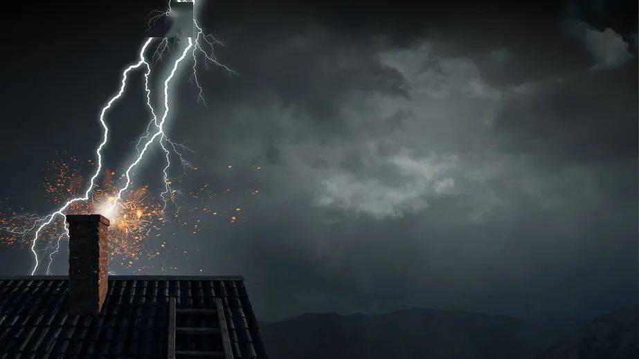 那么雷电是如何形成的?在雷雨天我们该如何保护好自己呢?