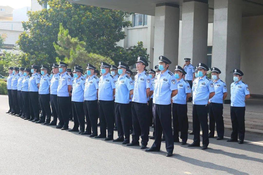 全警實戰大練兵丨正警容 立警姿 嚴警風 棗莊市公安局紮實開展警容風