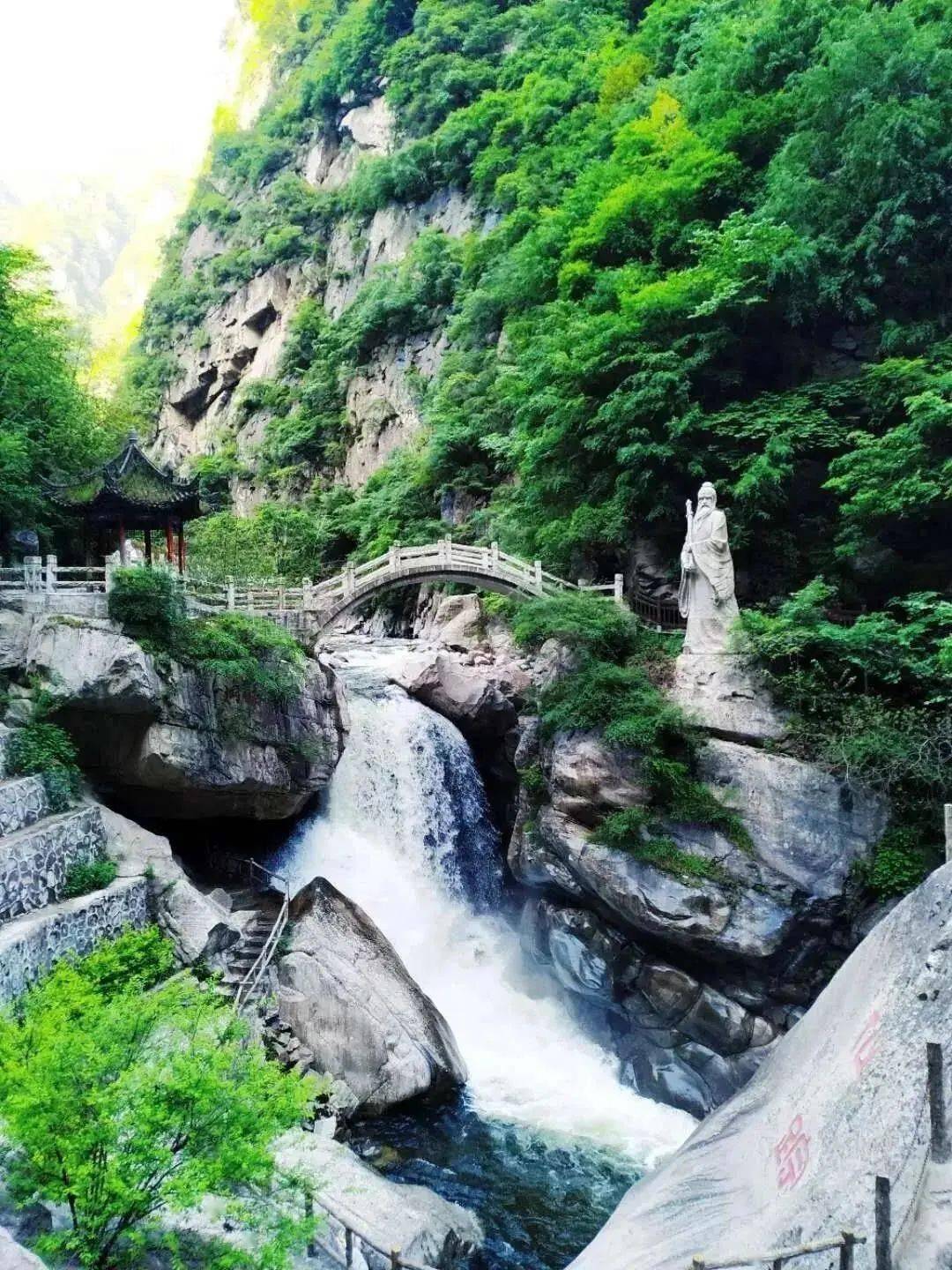 想感受惊险刺激的峡谷漂流来宝鸡这个22的秦岭秘境让你清爽一夏