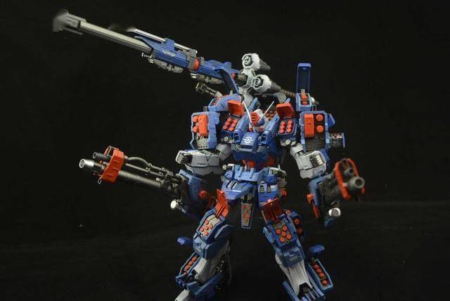 蓝色涂装重装暴风高达